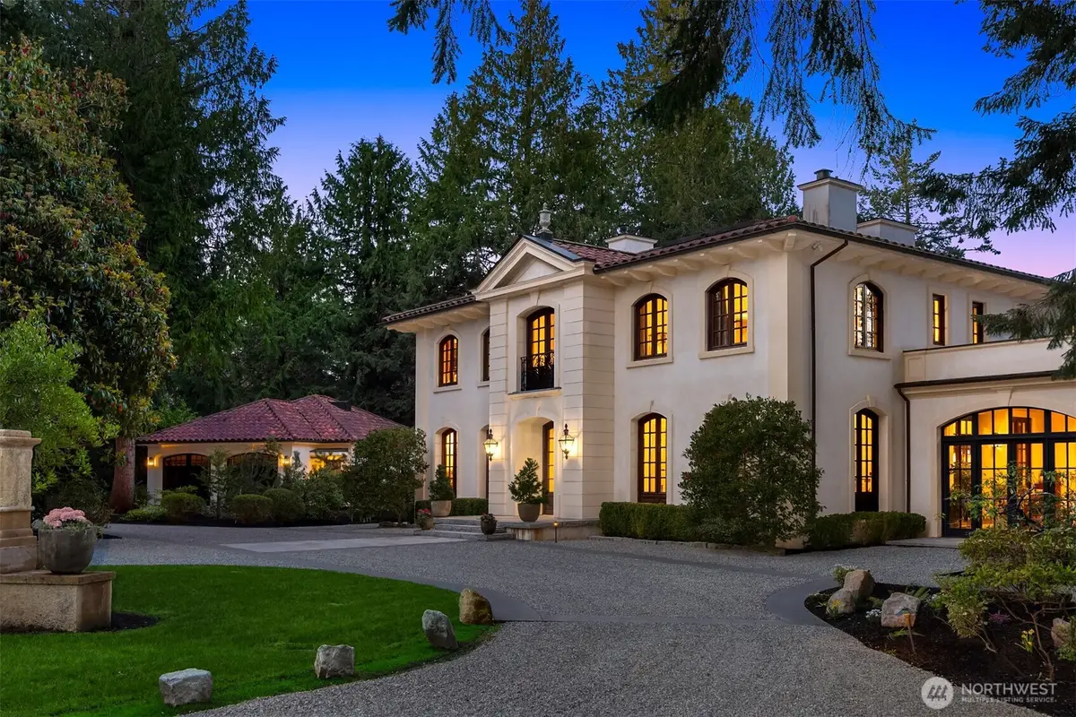 8010 Grand Avenue Ne, Bainbridge Island, WA 98110 - #1
