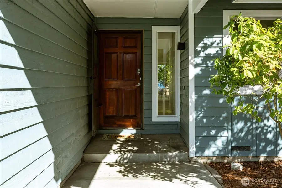 1501 SW Periwinkle Lane, Oak Harbor, WA 98277 - #3