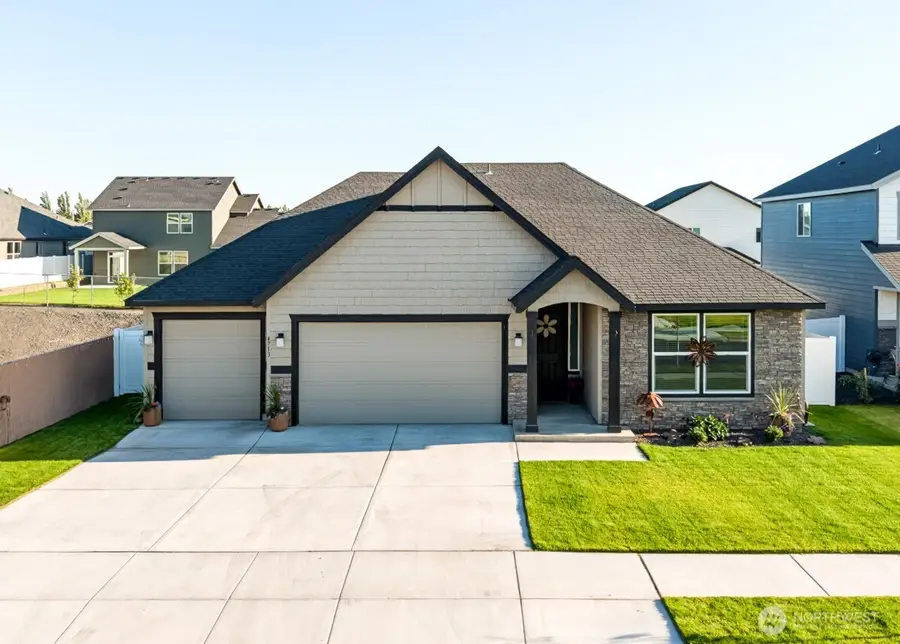 4713 W Thrush Street, Moses Lake, WA 98837 - #2