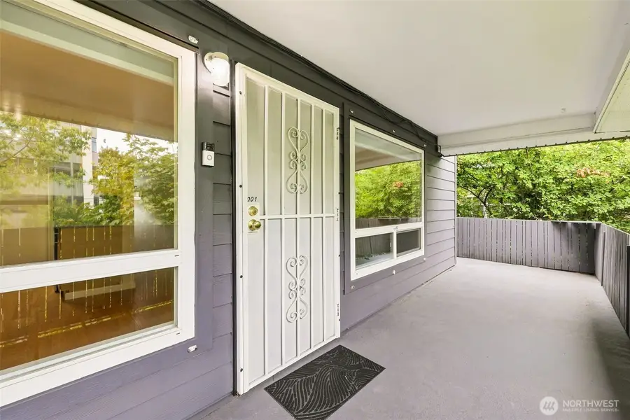 612 Prospect Street #1, Seattle, WA 98109 - #2