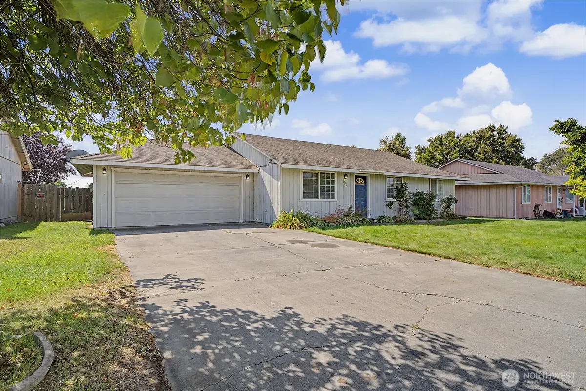 1116 E Hayden, Moses Lake, WA 98837 - #1