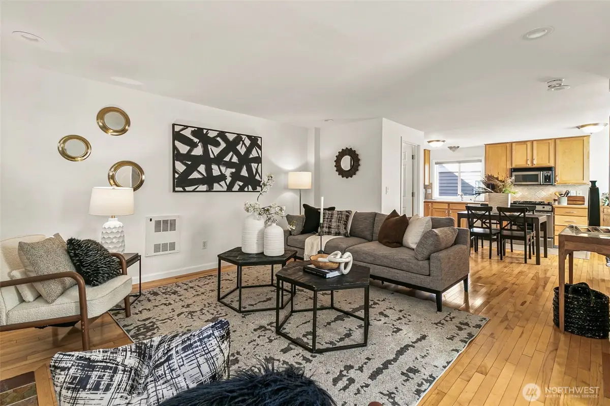 158 15th Avenue #B, Seattle, WA 98122 - #1