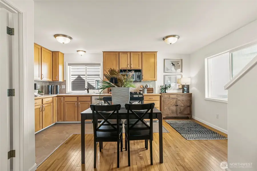 158 15th Avenue #B, Seattle, WA 98122 - #2
