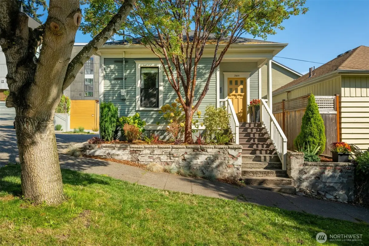 2614 E John Street, Seattle, WA 98112 - #1