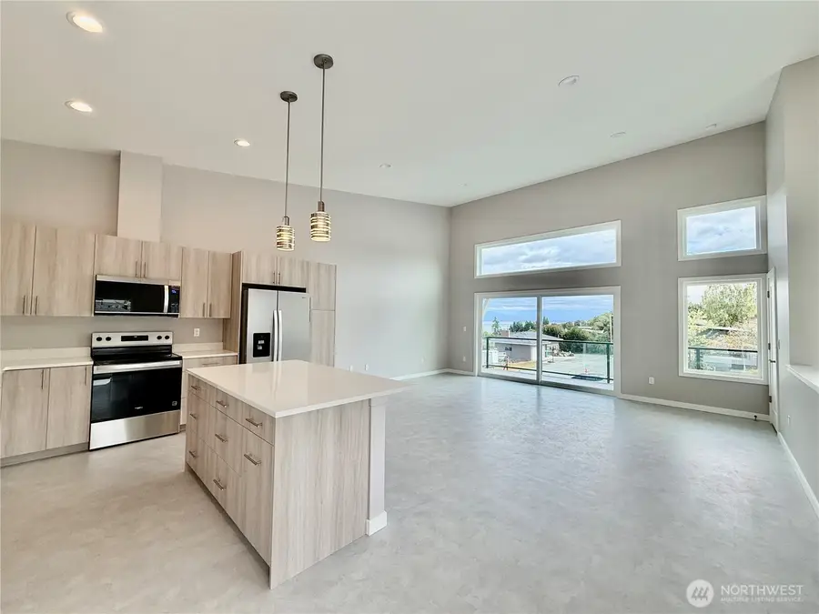 3804 Q Avenue, Anacortes, WA 98221 - #3