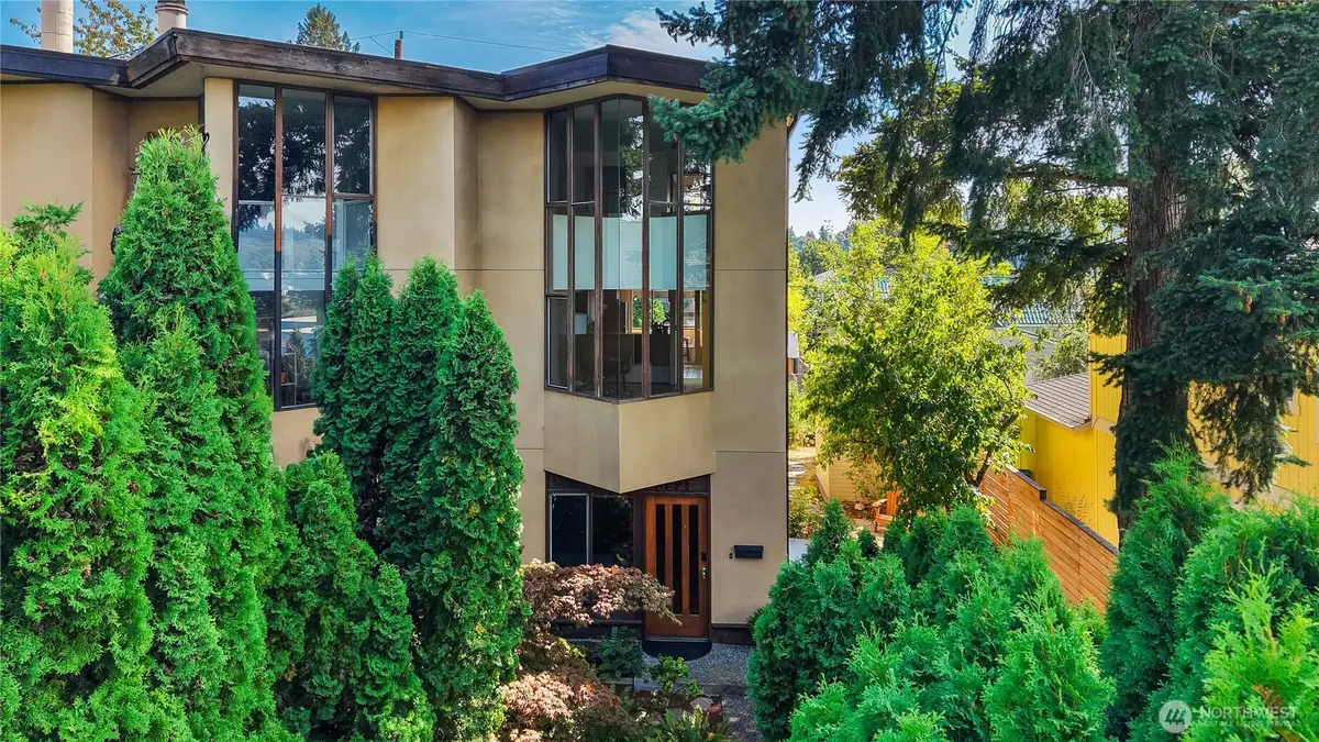 3921 S Angeline Street, Seattle, WA 98118 - #1