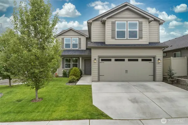 1103 SW Julia St, College Place, WA 99324