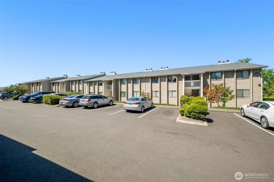 1319 S Puget Drive #D15, Renton, WA 98055 - #3
