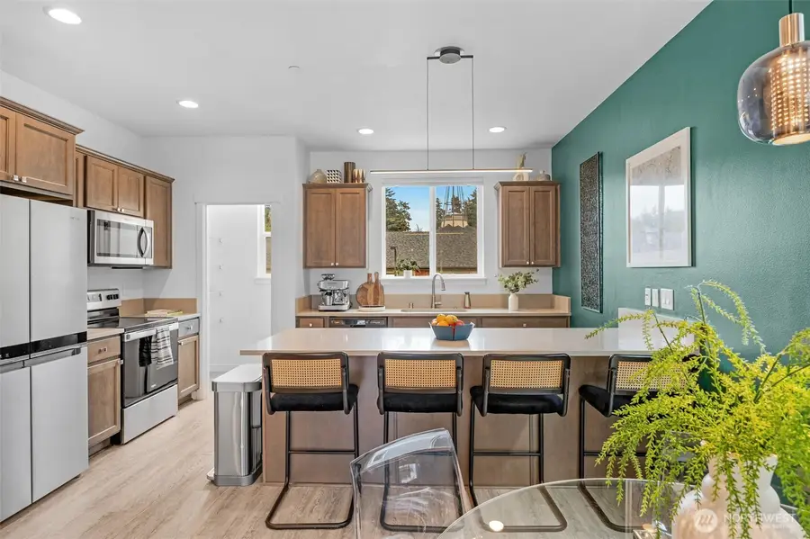 18132 1st Place Sw, Normandy Park, WA 98166 - #3