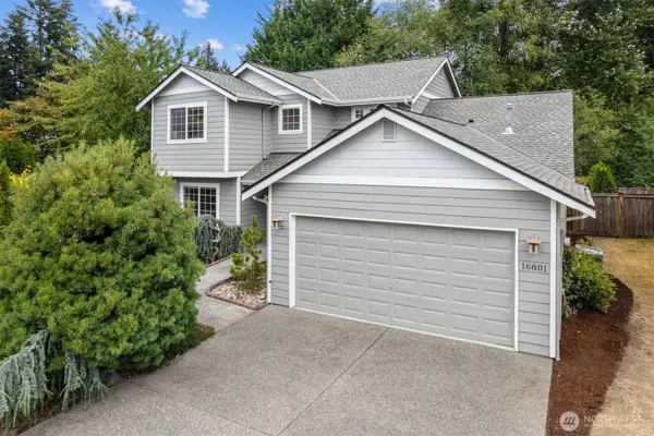 16801 129th Avenue E, Puyallup, WA 98374