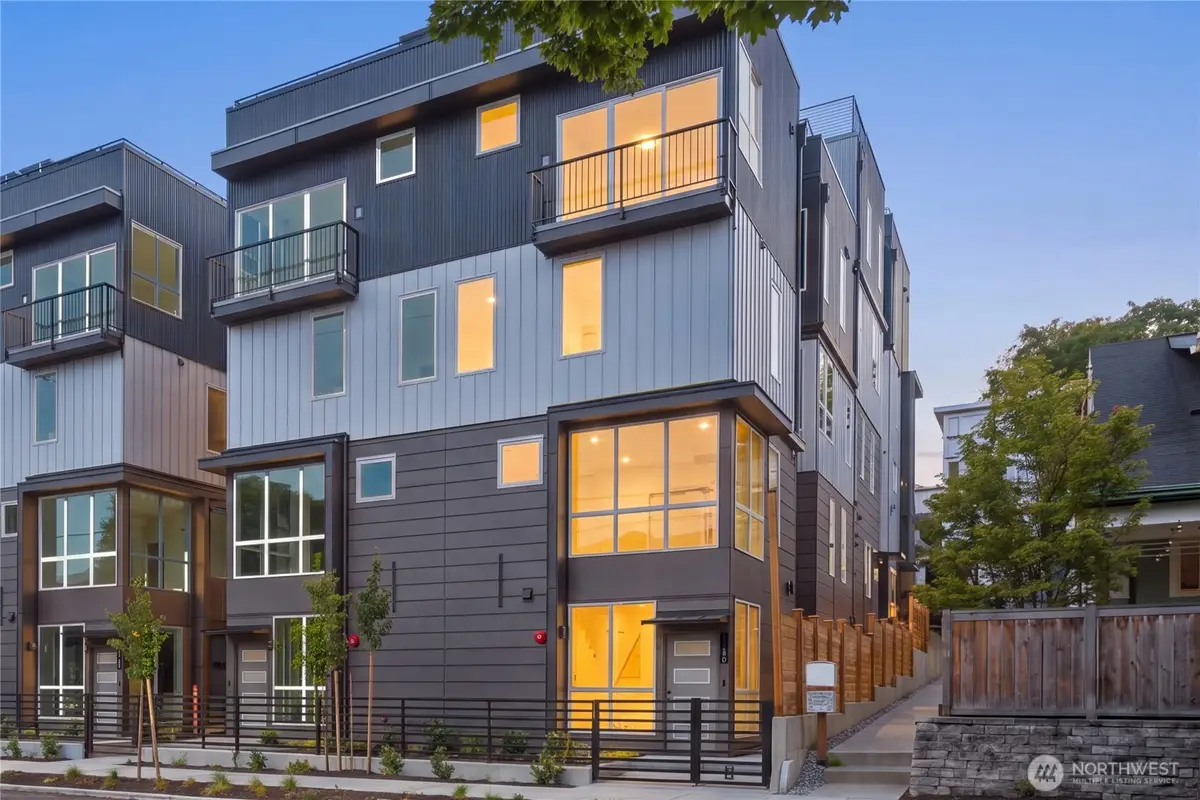 2328 Franklin Avenue E #D, Seattle, WA 98102 - #1