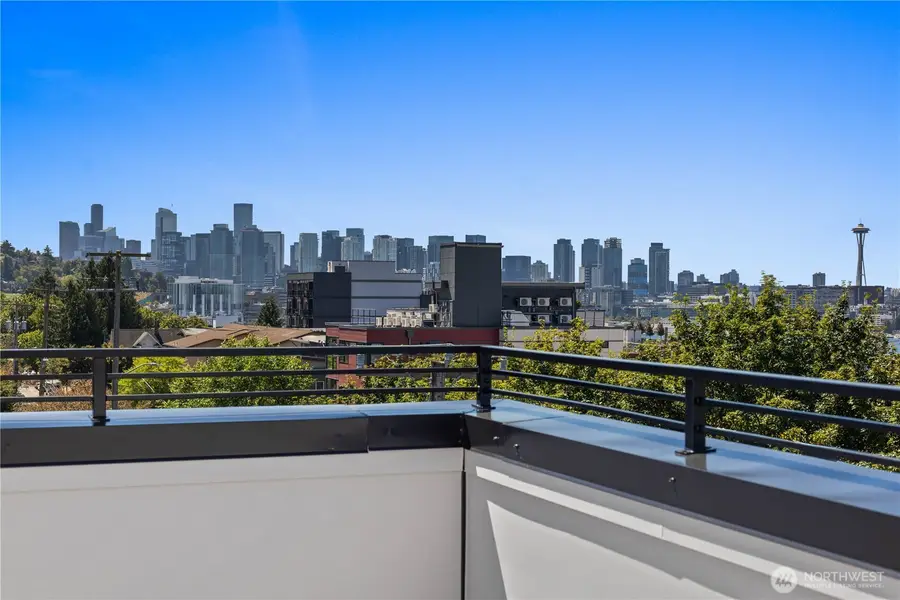 2328 Franklin Avenue E #D, Seattle, WA 98102 - #2
