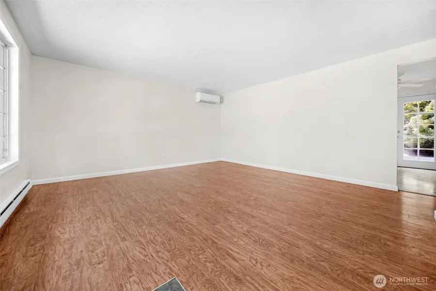 902 Peters Place, Everett, WA 98208 - #3