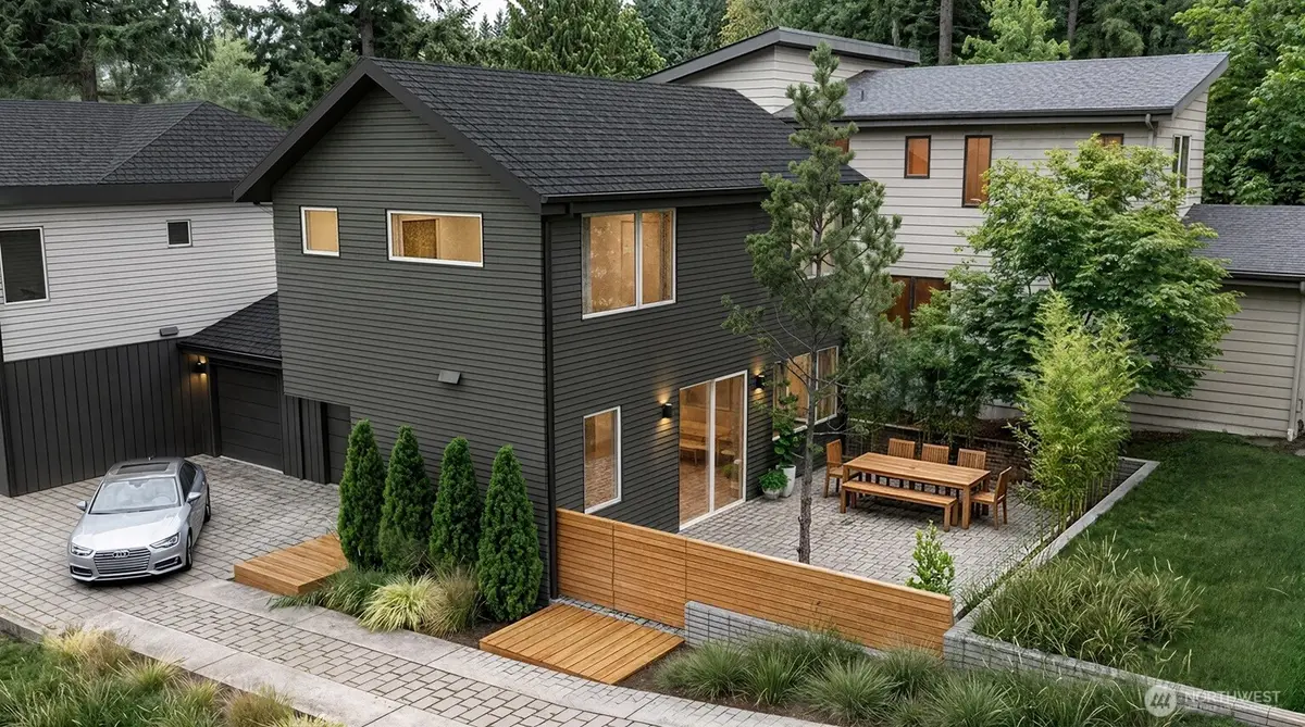 11732 38th Avenue Ne #B, Seattle, WA 98115 - #1