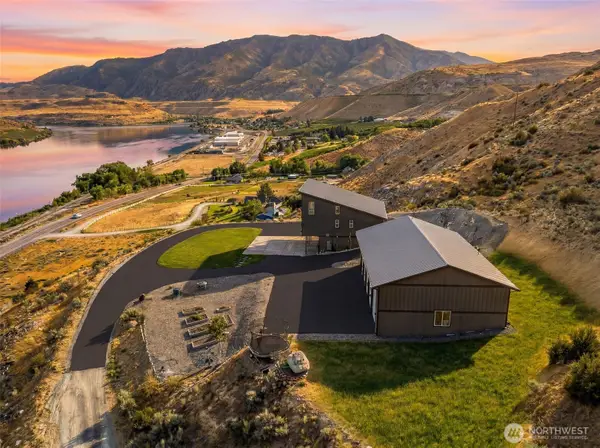 44 Osprey Nest Road, Pateros, WA 98846