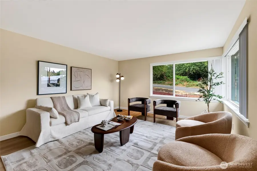 11618 Roseberg Avenue S, Seattle, WA 98168 - #3