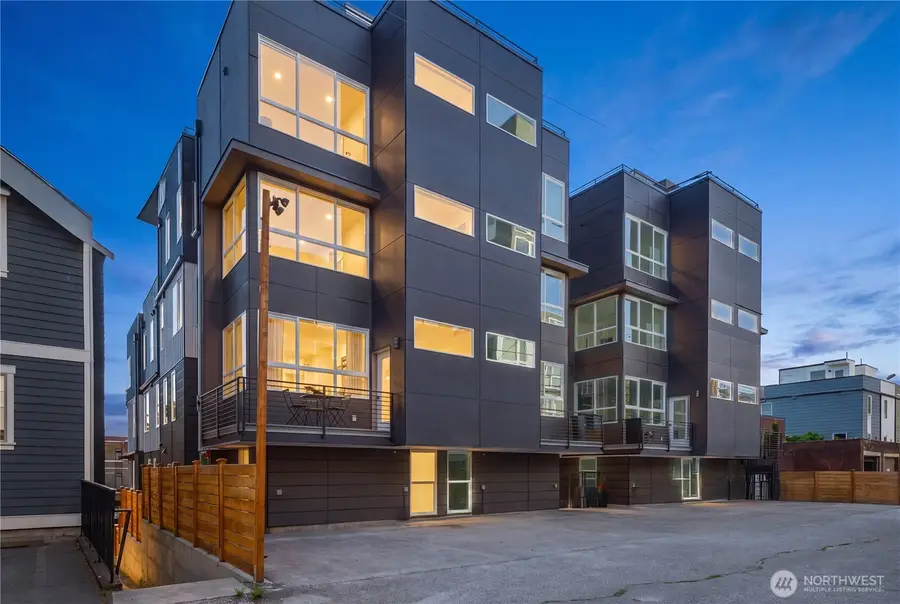 2328 Franklin Avenue E #A, Seattle, WA 98102 - #2