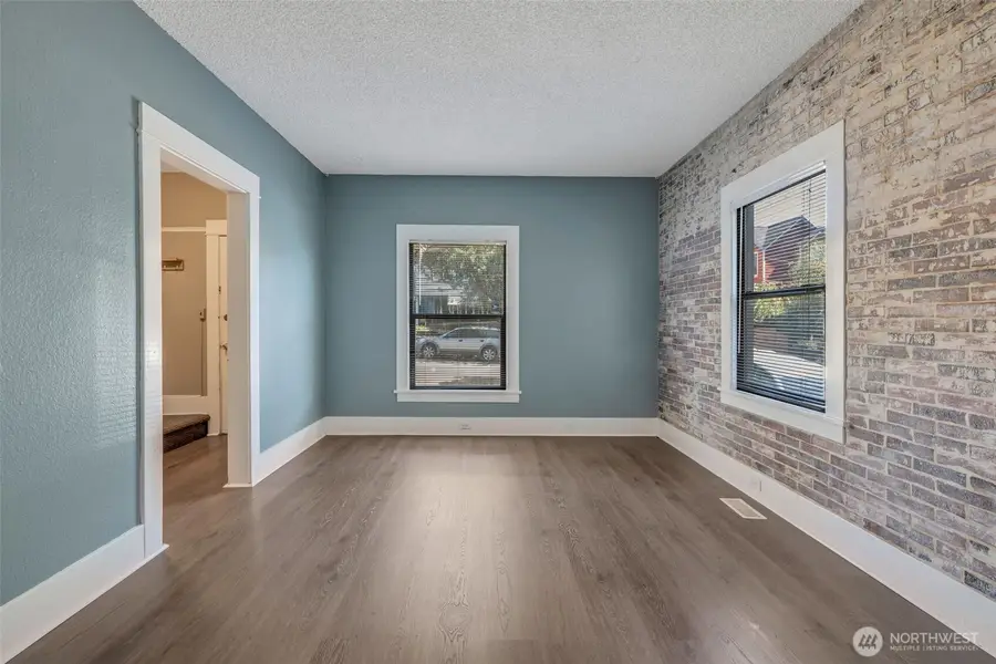6747 Alonzo Avenue Nw, Seattle, WA 98117 - #2