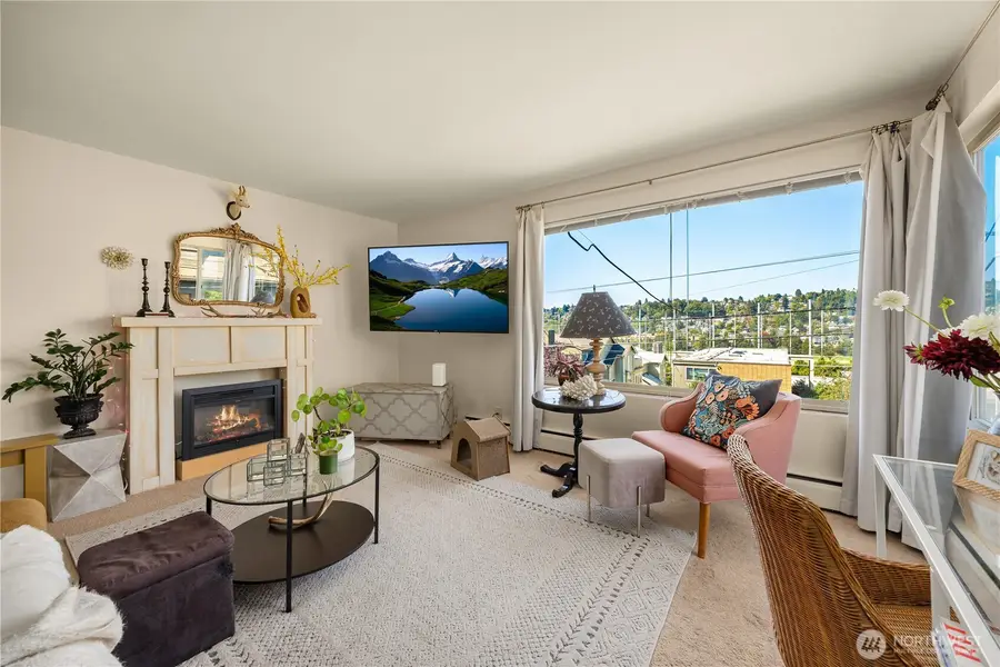 2822 14th Avenue W, Seattle, WA 98119 - #3