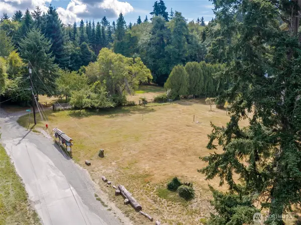 99 SW 116th Street, Vashon, WA 98070