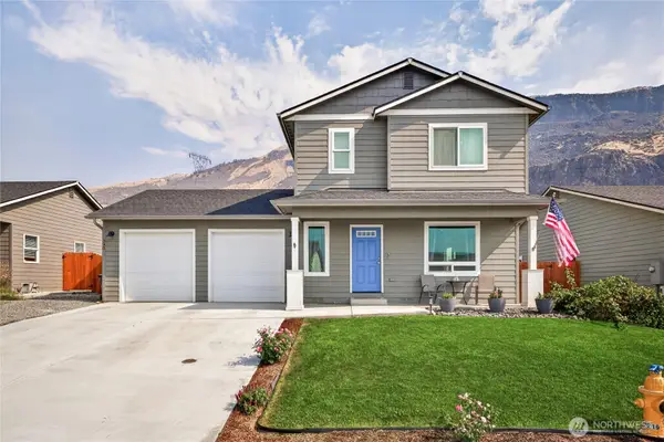 393 Hammond Lane, Rock Island, WA 98850