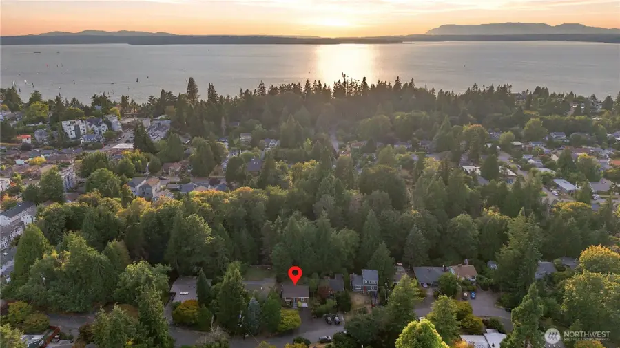 8701 29th Avenue Nw, Seattle, WA 98117 - #2