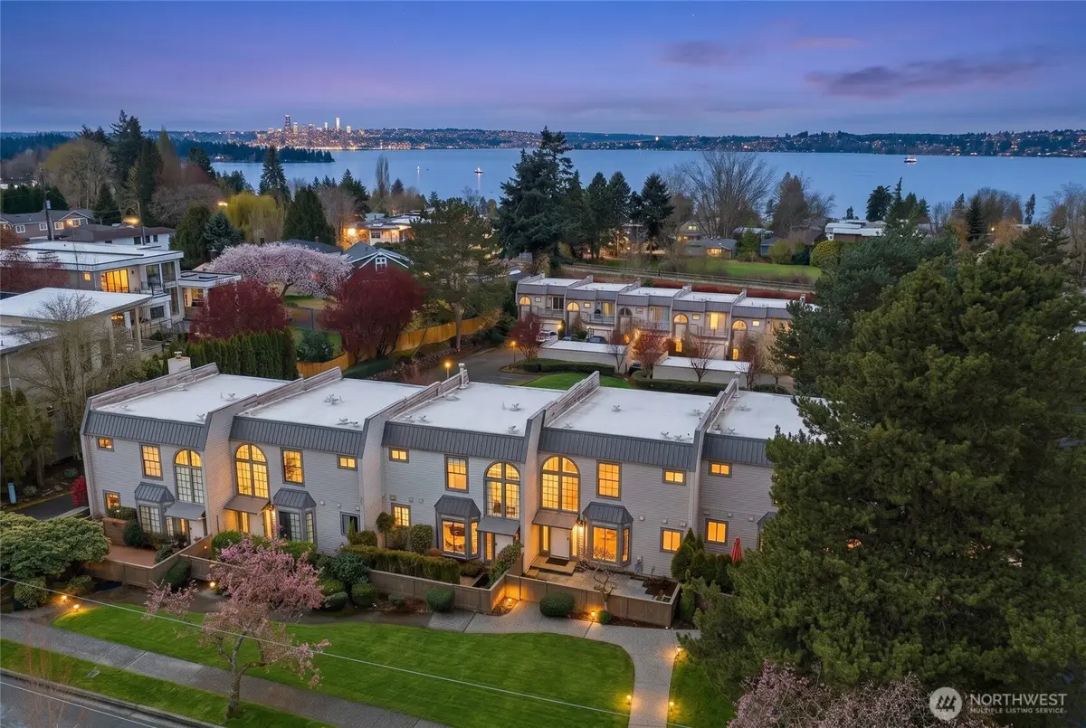 6527 106th Avenue Ne, Kirkland, WA 98033 - #1