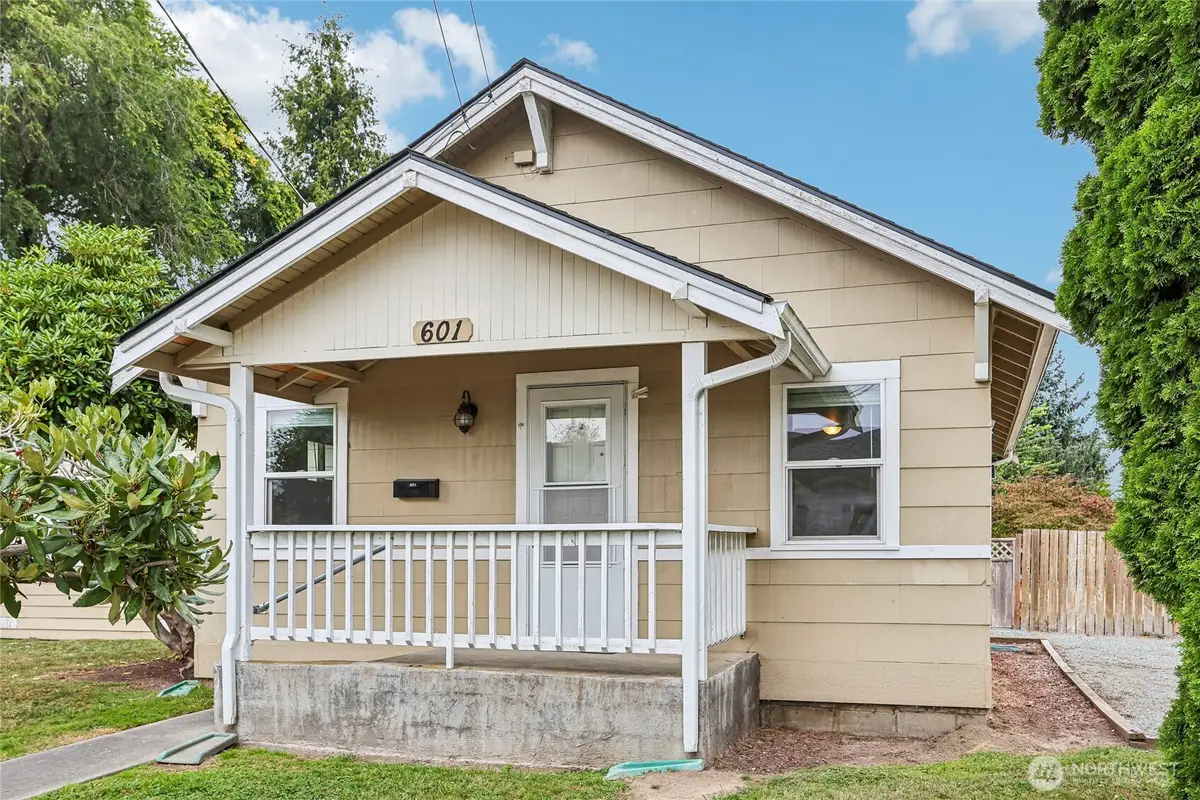 601 W Hazel Street, Mount Vernon, WA 98273 - #1