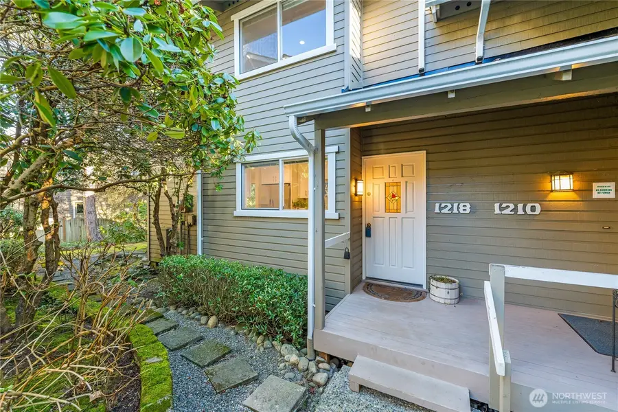 1218 101st Place Ne, Bellevue, WA 98004 - #2