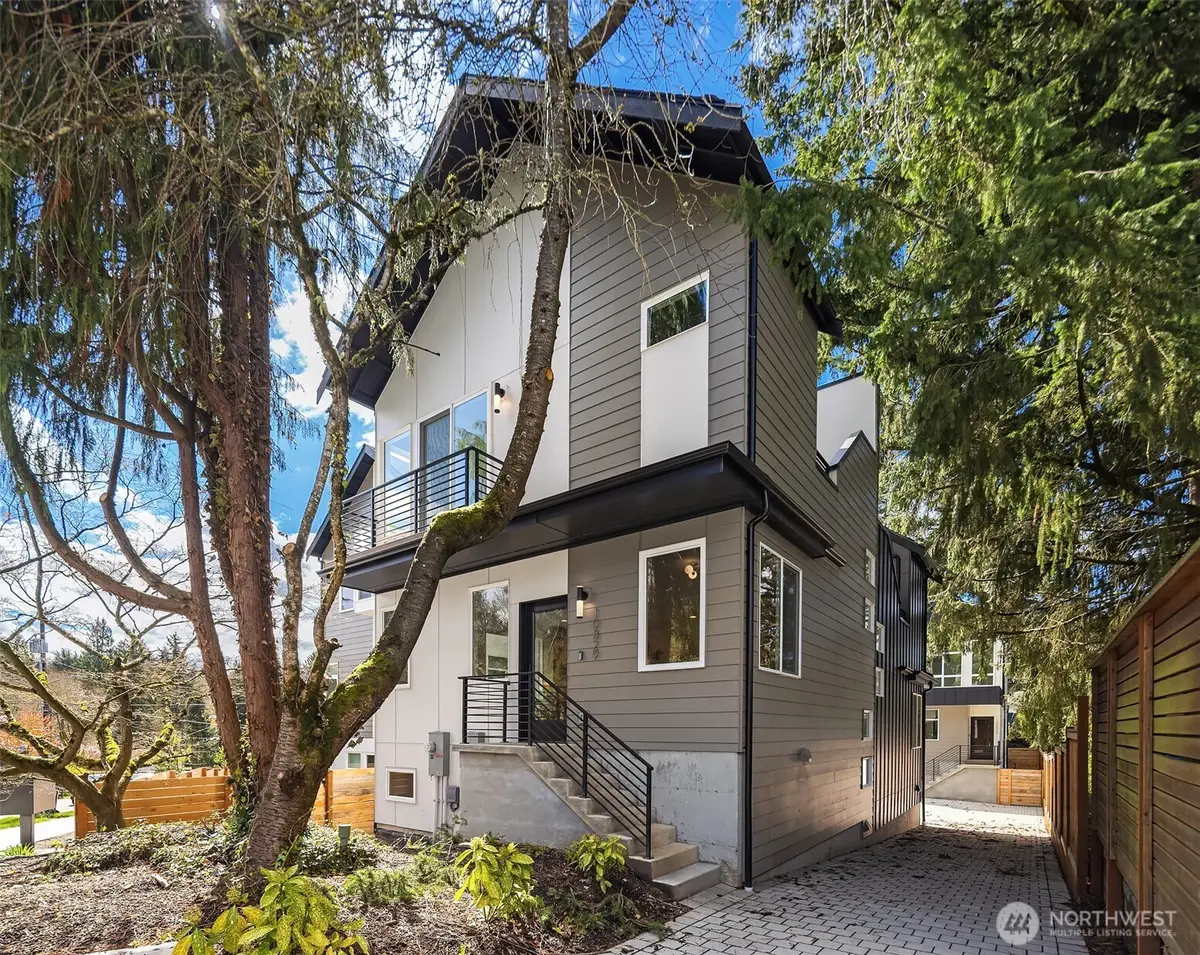 10831 11th Avenue Ne, Seattle, WA 98125 - #1
