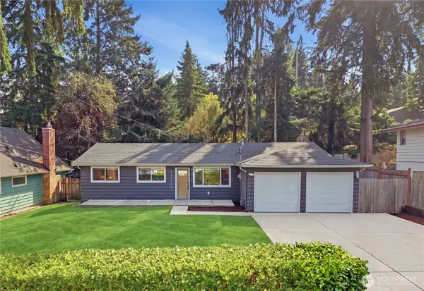 13725 NE 70th Place, Redmond, WA 98052