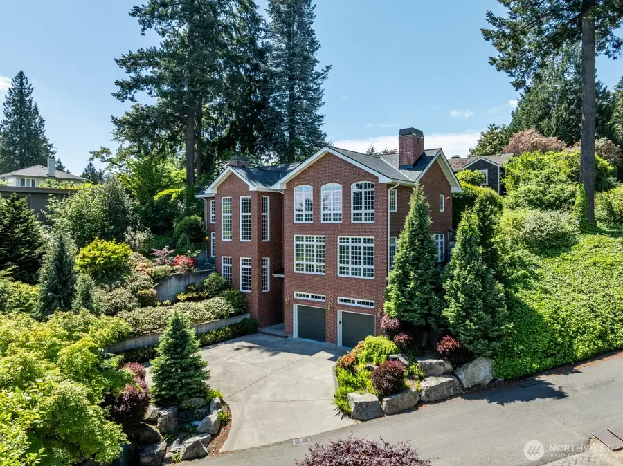 6681 NE Windermere Road, Seattle, WA 98115 - #2