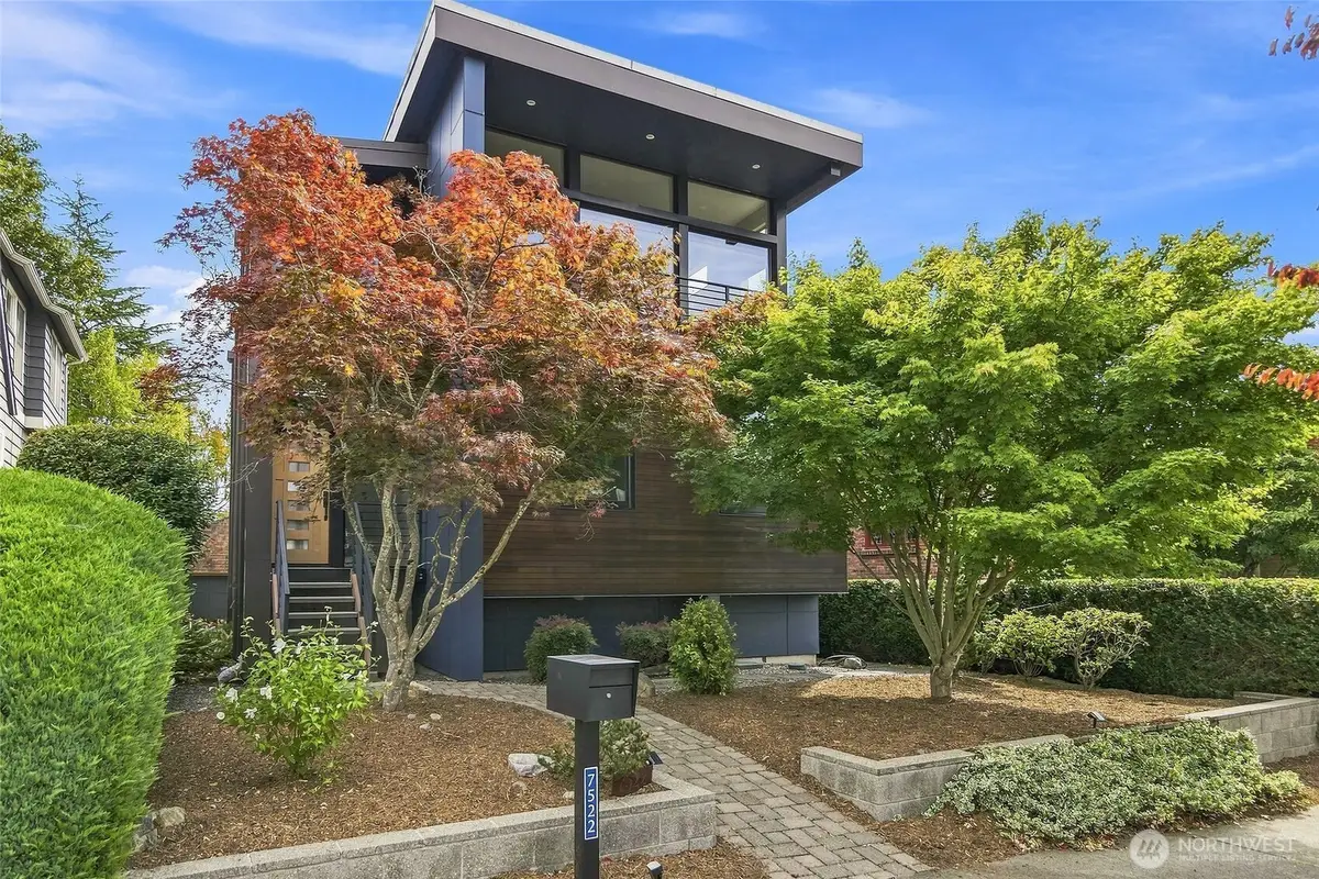 7522 14th Avenue Ne, Seattle, WA 98115 - #1