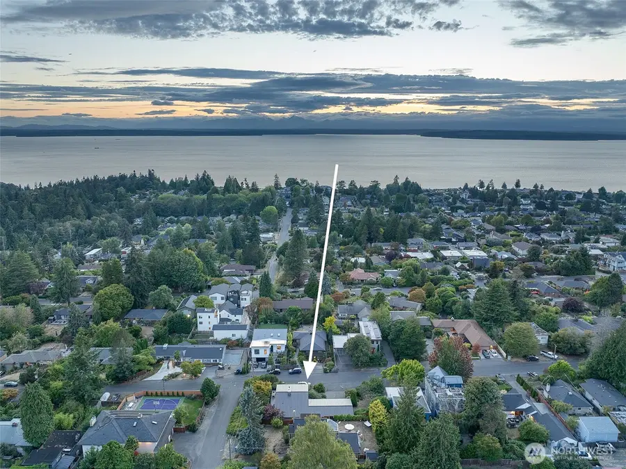 12202 7th Avenue Nw, Seattle, WA 98177 - #2