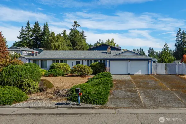 2205 W 14th St, Port Angeles, WA 98363