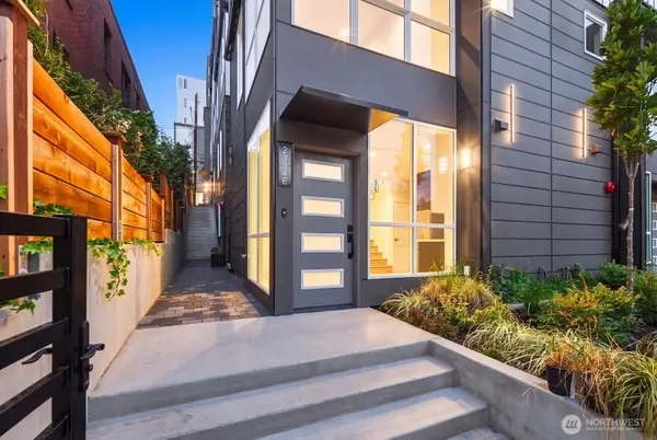 2334 Franklin Avenue E #E, Seattle, WA 98102