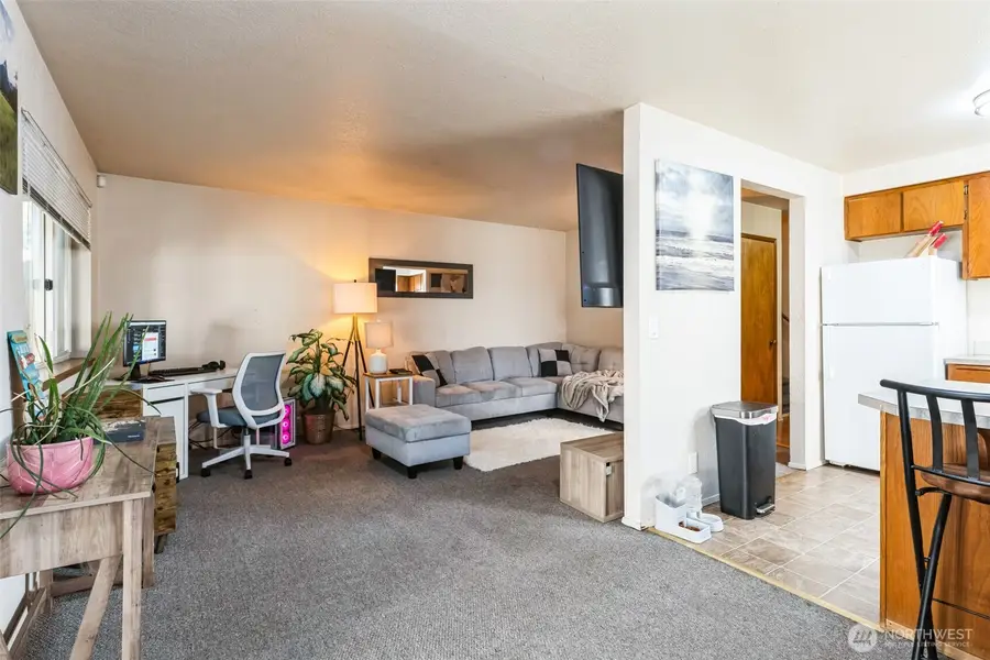 126 W Casino Road #13, Everett, WA 98204 - #3