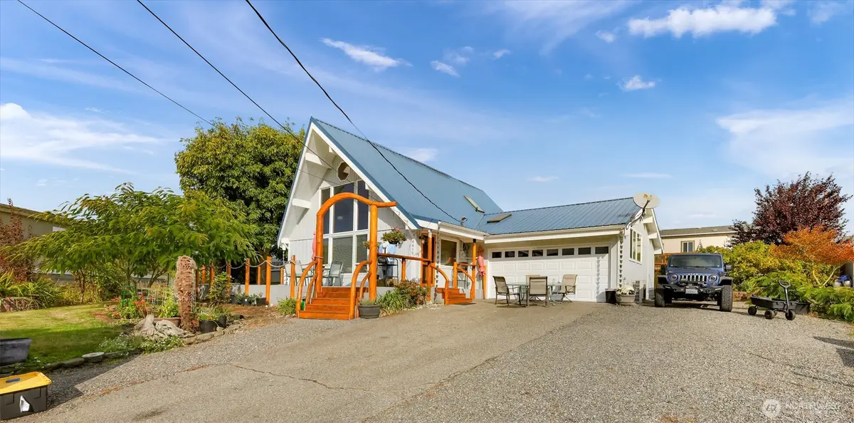 8415 Donald Way, Blaine, WA 98230 - #1