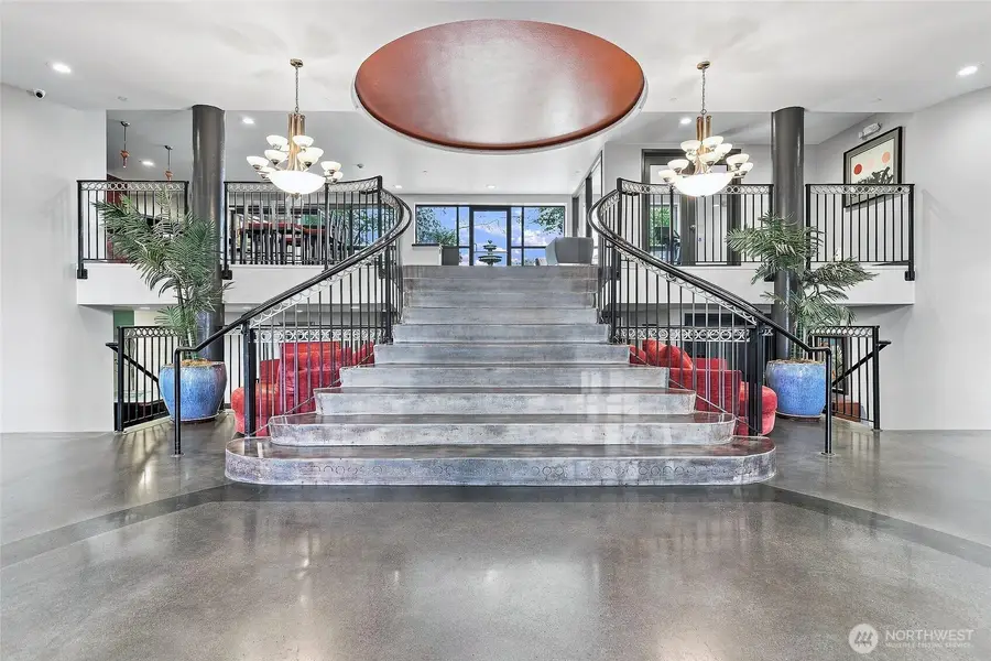 323 Queen Anne Avenue N #510, Seattle, WA 98109 - #2