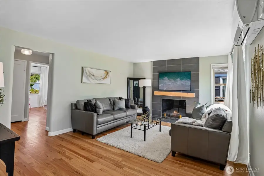 4323 15th Avenue S, Seattle, WA 98108 - #3
