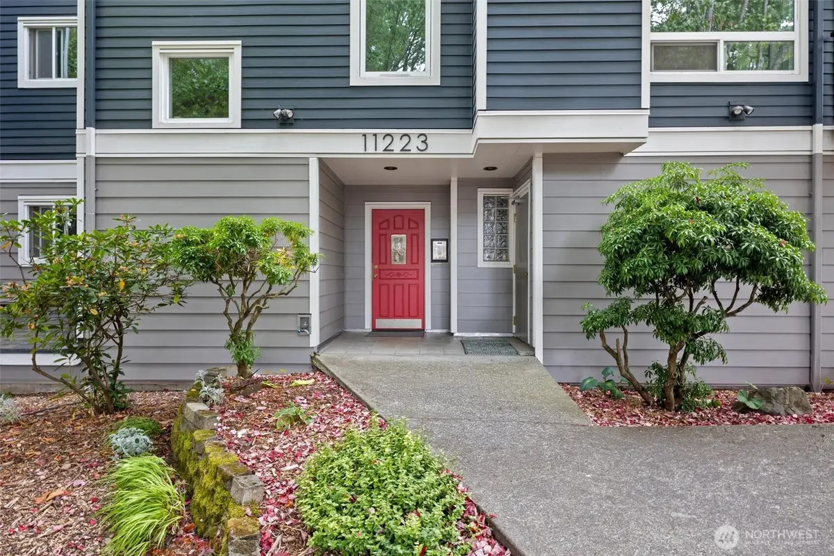11223 Corliss Avenue N #301, Seattle, WA 98133 - #1
