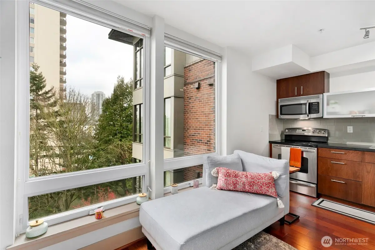4547 8th Avenue Ne #508, Seattle, WA 98105 - #1