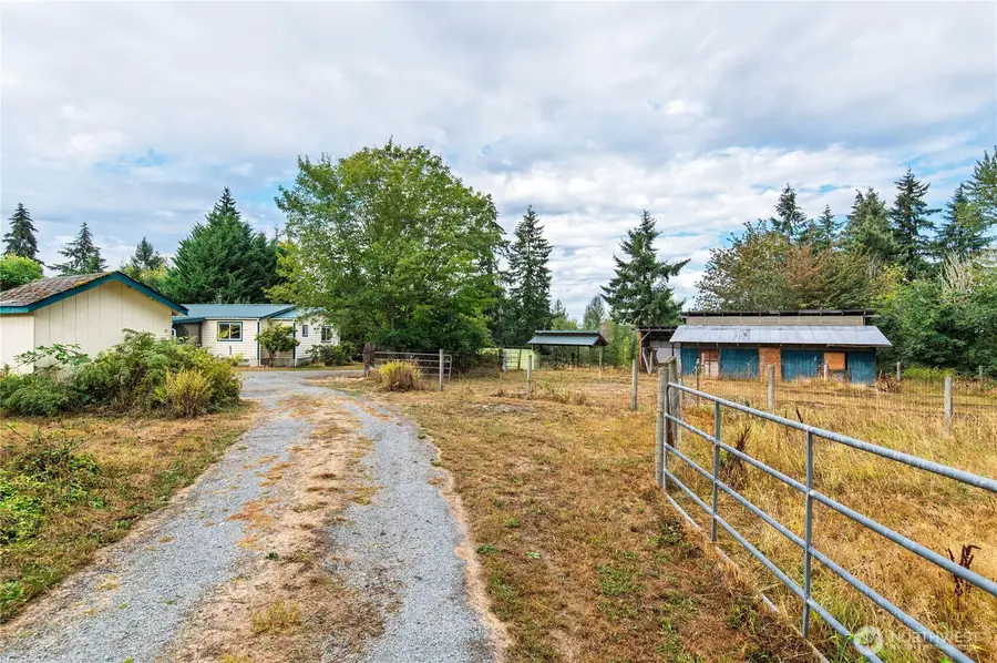 12517 Kapowsin Highlands Drive E, Graham, WA 98338 - #3