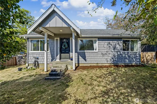 503 Gove Street, Steilacoom, WA 98388