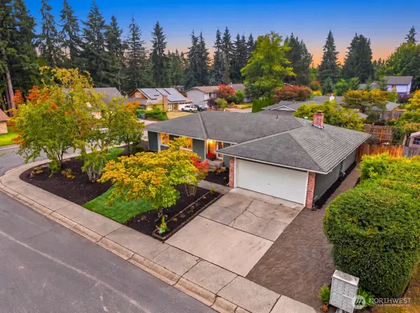 14219 NE 64th Court, Redmond, WA 98052