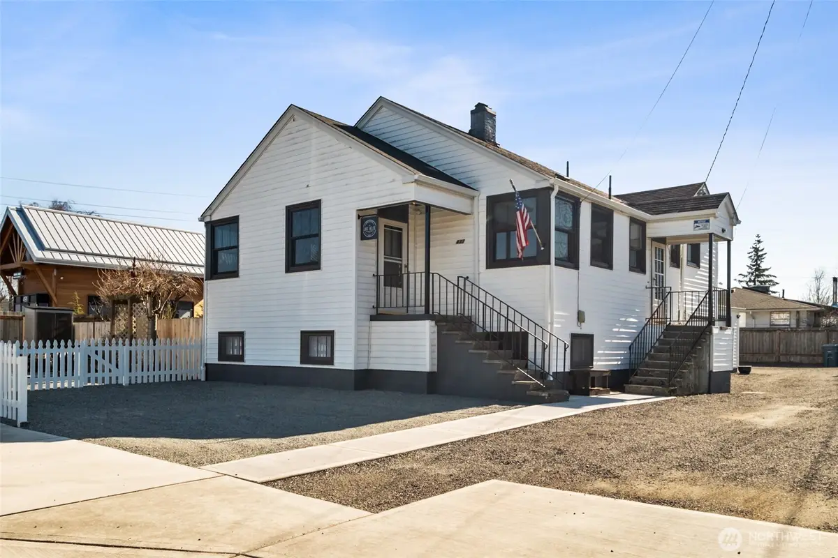 437 Main Street, Buckley, WA 98321 - #1