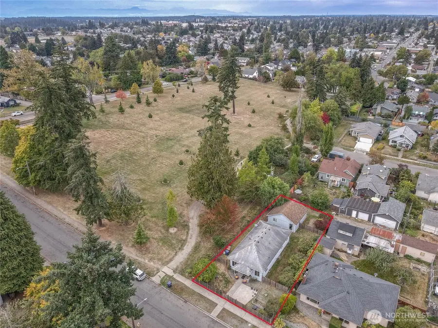 1129 S 61st Street, Tacoma, WA 98408 - #2