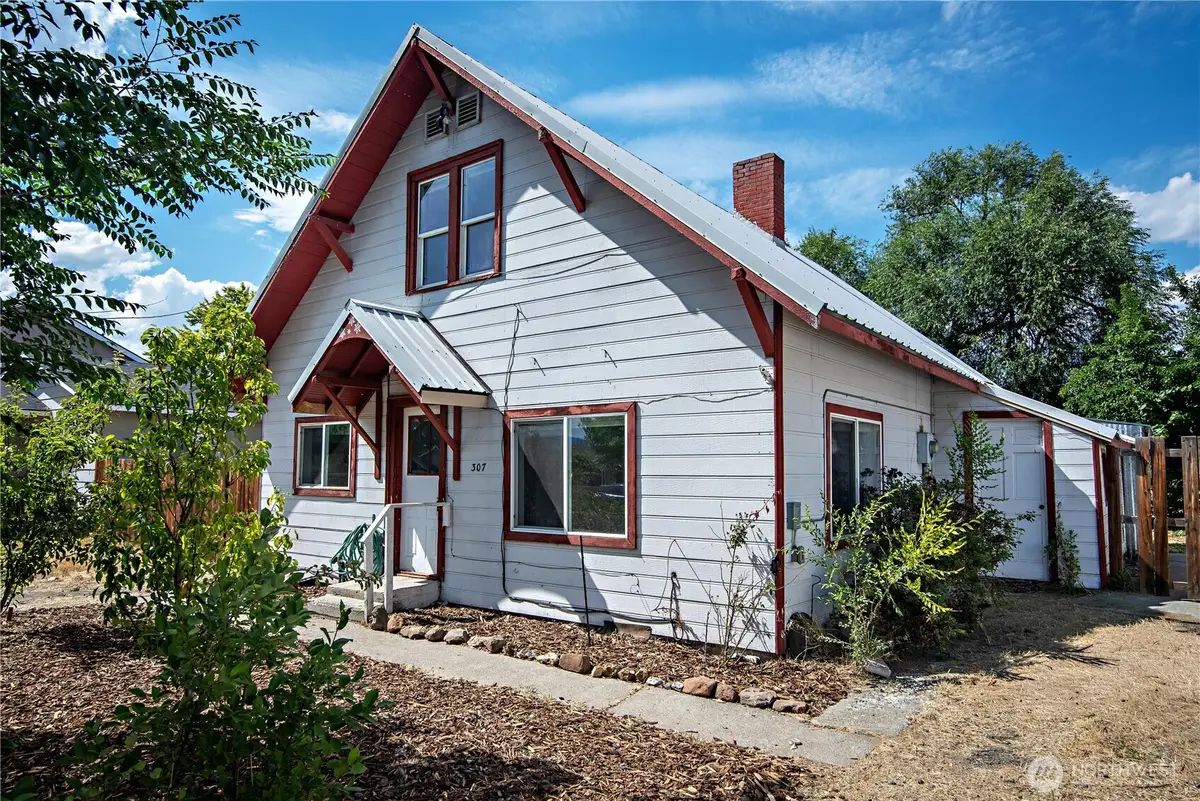 307 W 14th Avenue, Ellensburg, WA 98926 - #1