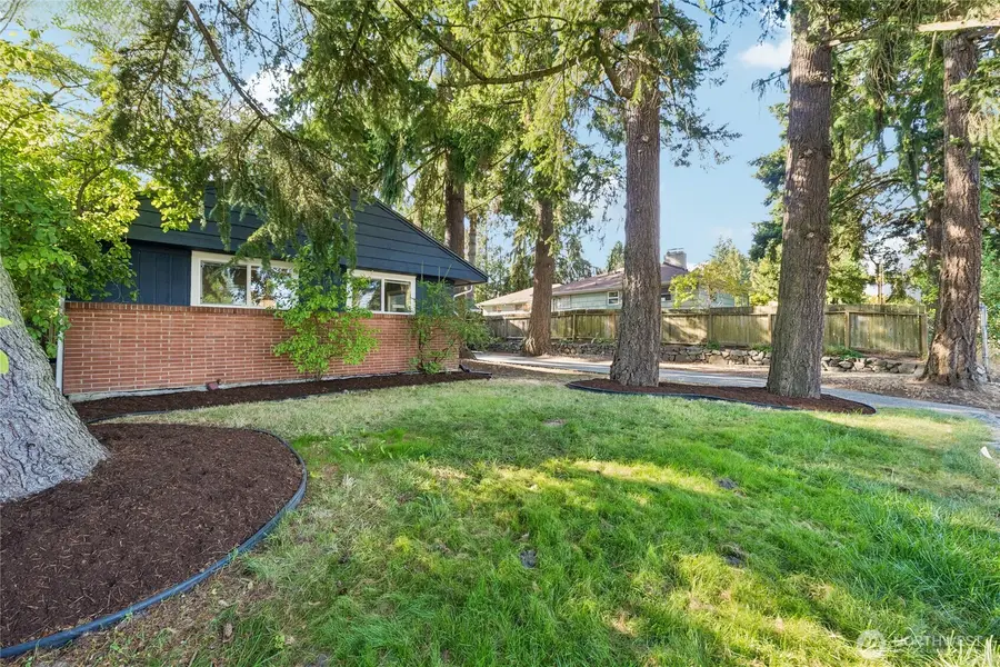 11409 11th Avenue Sw, Seattle, WA 98146 - #2