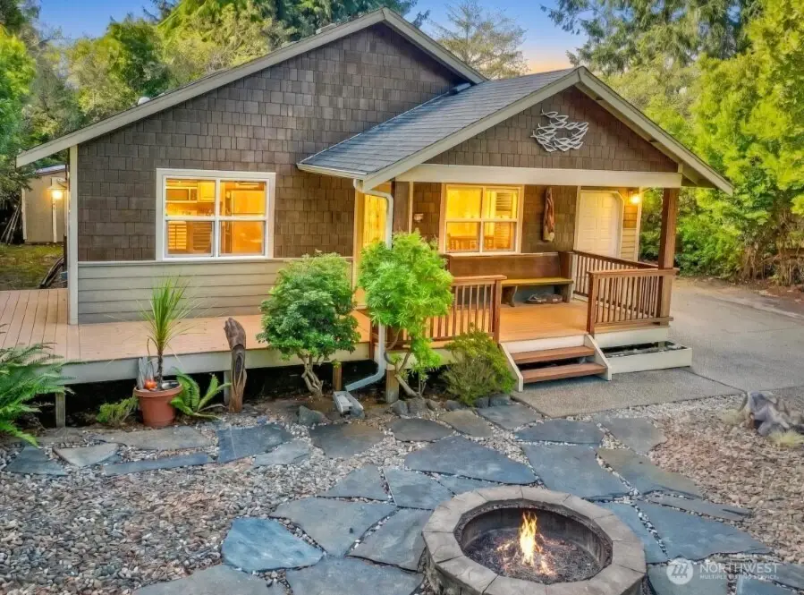 143 S Oar Loop Sw, Ocean Shores, WA 98569 - #1